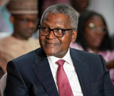 Moment billionaire businessman, Dangote warned an MC not to address him as President while Pres. Tinubu is on sit (video)