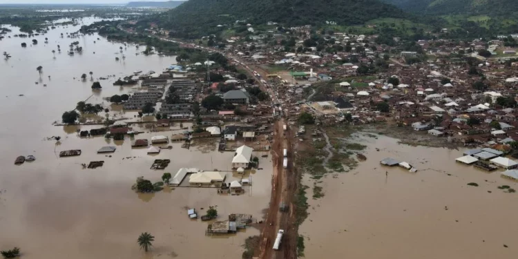 FG warns of imminent flooding in 11 states as heavy rains loom