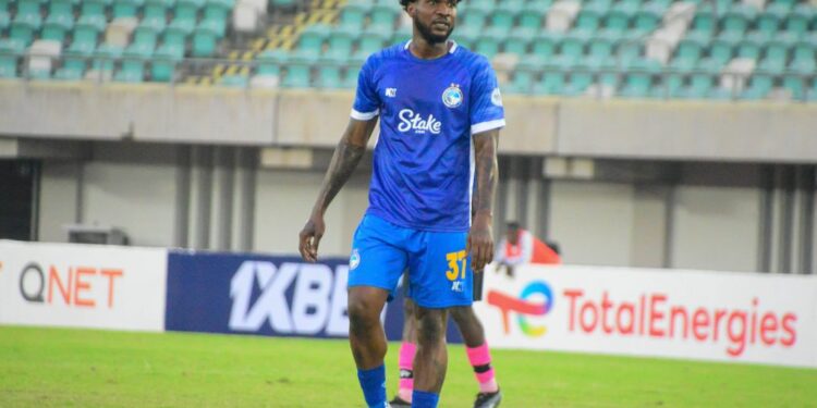 “Because I have money, I should not ask for the one I worked for? – Ex-Super Eagles striker, Brown Ideye calls out Enyimba over unpaid bonus
