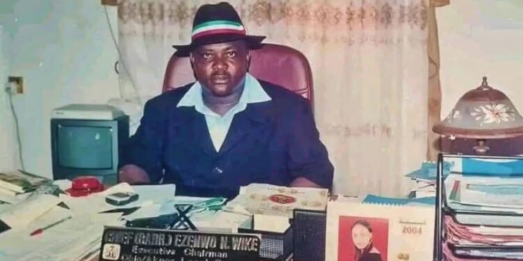 Throwback photo of Nyesom Wike in his office as Chairman of Obio/Akpor LGA, Rivers State
