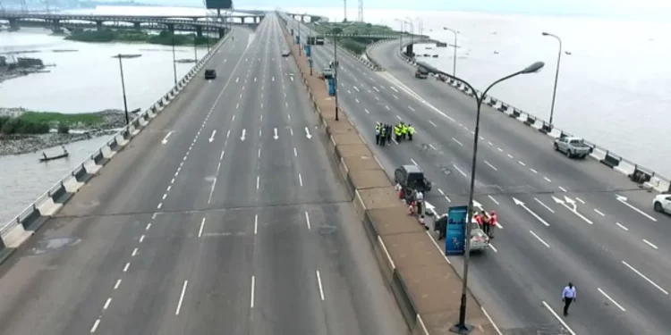 Dave Umahi reveals the 3rd Mainland Bridge rehabilitation will cost N3.8 trillion while reconstruction will cost N3.6 trillion (video)