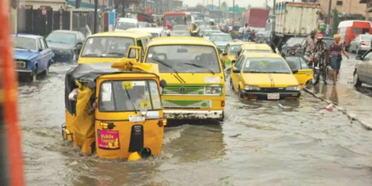 Flooding: Lagos Government urges Lekki, Ikorodu, Ajegunle residents to relocate immediately
