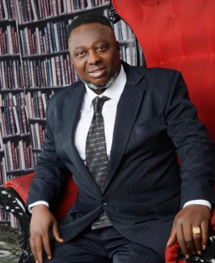 If you make the mistake, you’ll see yourself six feet down – Nigerian man advises successful women against ‘marrying down’