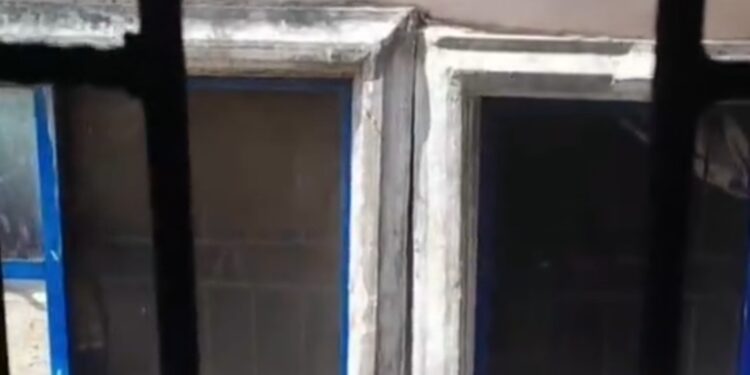 ‘My kids can see them!’ — Woman complains about hotel near her home where guests get intimate with windows open