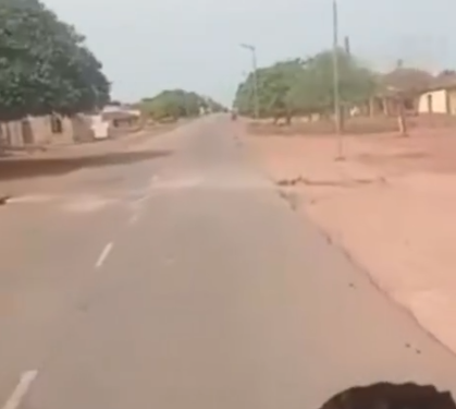 There are no residents anymore in this town as everyone have fled and left their homes because of terrorist attacks – Nigerian man alleges as he shares video of deserted community in Kwara state