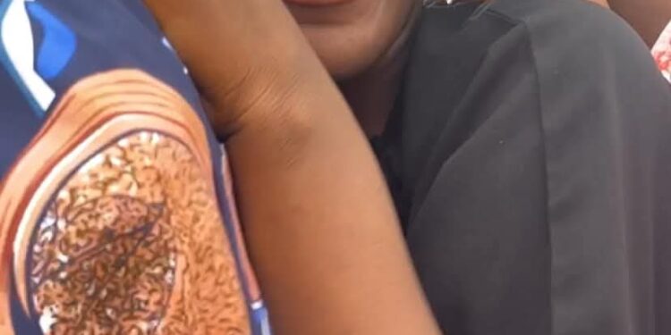 Daddy come back – Young girl weeps inconsolably at burial of her father killed in Plateau attack (video)