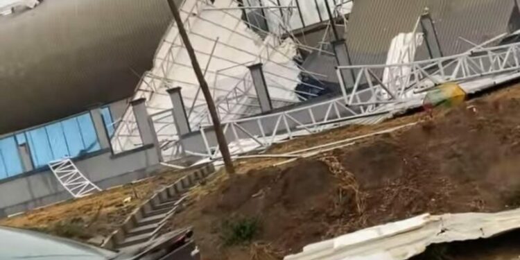 Rainstorm damages newly built Kugbo Bus terminal in Abuja