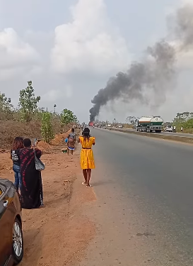 28 passengers burnt to death in Ondo auto crash