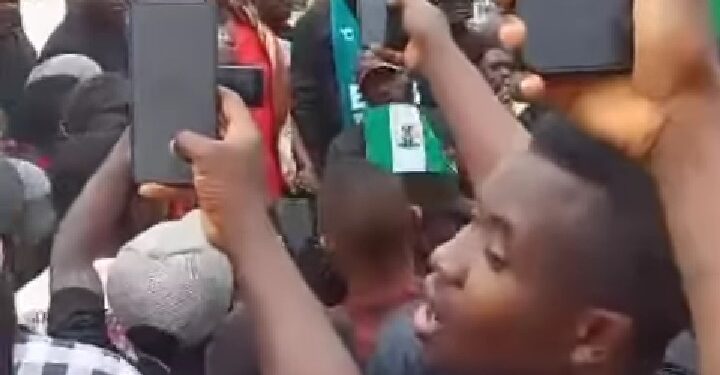 Ex Minister, Solomon Dalung Joins #EndBadGovernance Protest In Plateau (Photos)