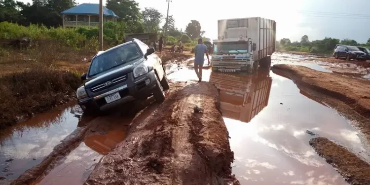 FG Begins Extensive Repairs Of Federal Roads Nationwide