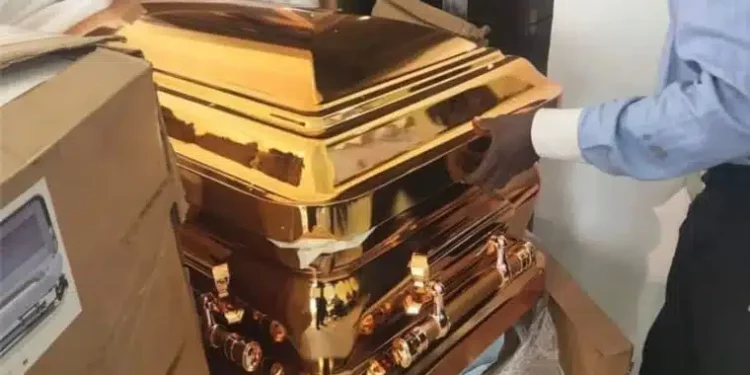 Popular billionaire laid to rest in ₦130 million gold-plated casket