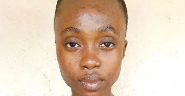Man reportedly gifts nudist, Yahweh ₦1 million to hear her moan