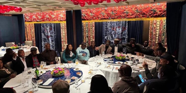 FCT minister Nyesom Wike hosts suspended Rivers lawmakers to dinner in UK (video)