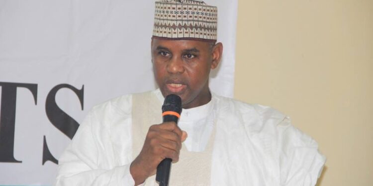 ₦700 billion needed annually to maintain federal roads – FG