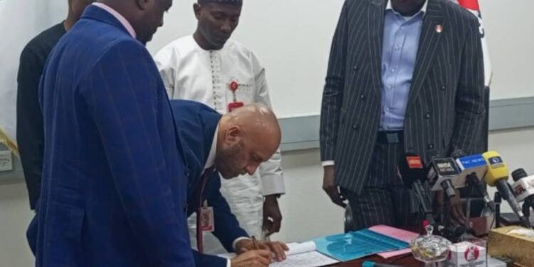 EFCC returns stolen $180,300, 53 cars to Canada