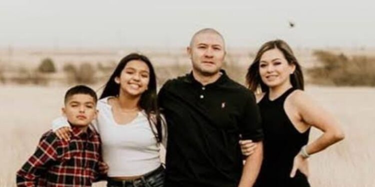 Family of 4 dead after man kills wife and two kids then himself