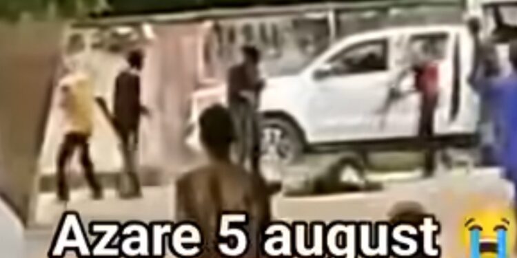 #EndBadGovernanceProtest: Security operative gun down unidentified person in Bauchi (video)
