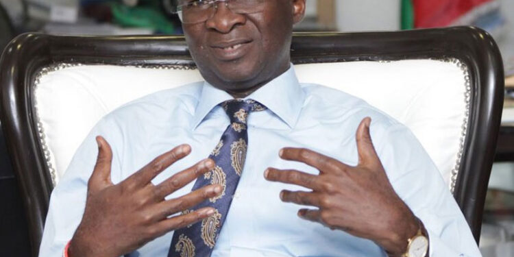 Leaders don’t run away — Fashola advises youth against ‘japa’