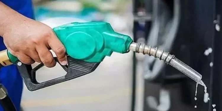 Petrol Distributors Pledge Price Reduction Before Year End