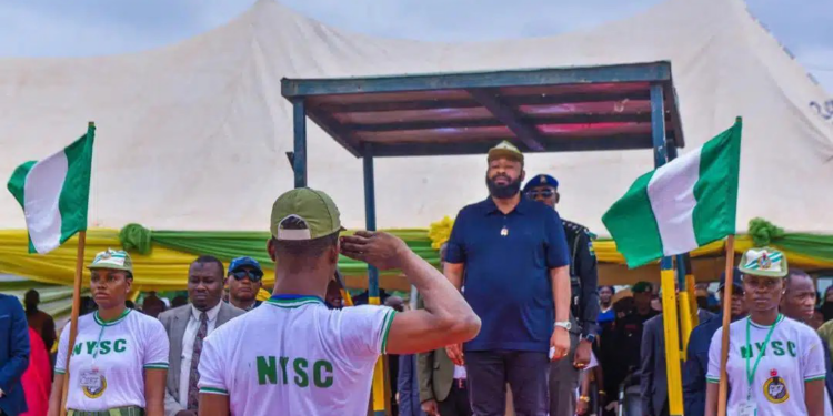 Moment Niger State governor announces N200K bonus for each corper serving in the state (Video)