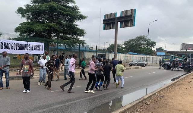 ‘The original organizers have lost control of the crowd” – Police issue fresh warning to Rivers protesters