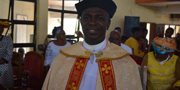 Gunmen kidnap Anglican priest in Anambra