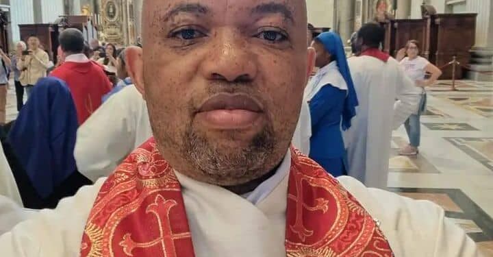 Nigerian Catholic priest shares story of man who accused his wife of infidelity after he dreamt about her carrying a mattress on her head